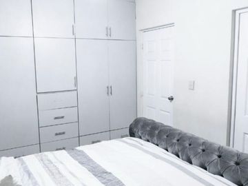 VENTA DE CASA EN RECUPERACION BANCARIA EN CDA. ANGEL DOMINGUEZ, CIUDAD SATELITE, NAUCALPAN, EDOMEX, C.P. 53100.