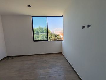 CASAS EN VENTA CON ROOF GARDEN EN FRACCIONAMIENTO MARANTA.