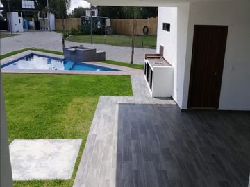 CASAS EN VENTA CON ROOF GARDEN EN FRACCIONAMIENTO MARANTA.