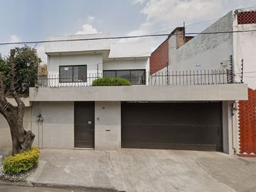 CASA DE RECUPERACION BANCARIA EN VENTA UBICADA EN CALLE NUBIA, CLAVERIA, AZCAPOTZALCO, CDMX, C.P. 02080.