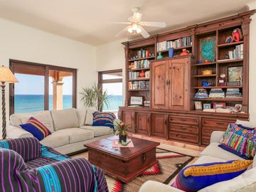 CASA EN VENTA CON FRENTE DE PLAYA  EN LAS TINAS, EAST CAPE B.C.S.