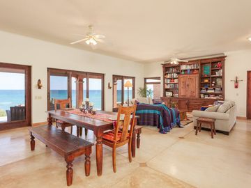 CASA EN VENTA CON FRENTE DE PLAYA  EN LAS TINAS, EAST CAPE B.C.S.