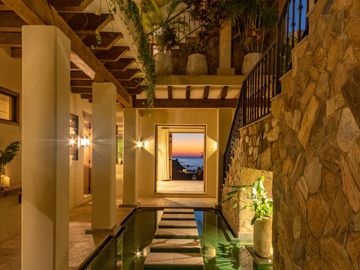 Villa Escondida