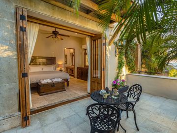 Villa Escondida