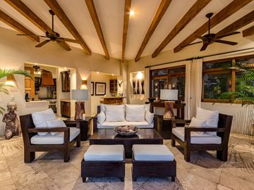 Villa Escondida