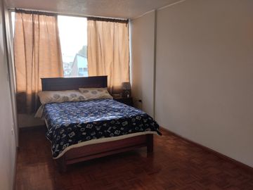 VENTA DE DEPARTAMENTO de 152 m2 en el Edificio de Clinica La Luz