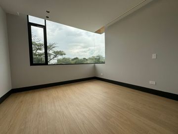 CASA DE VENTA EN PUEMBO CON PISCINA