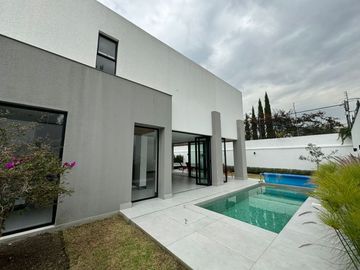 CASA DE VENTA EN PUEMBO CON PISCINA