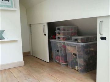 Casas en MIRASIERRA. Por estrenar con 3 o 4 dormitorios. Amplios parqueaderos, balcón, Patios posteriores Casas por estrenar 4 parqueaderos y 4 dormit