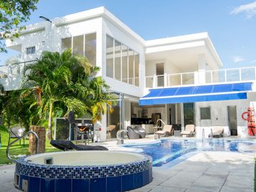 Venta de casa en Girardot conjunto tierra linda