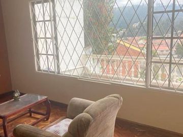 Villa en venta Condominio Privado, con amplias áreas vedes, sector Hospirío