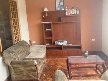 Villa en venta Condominio Privado, con amplias áreas vedes, sector Hospirío