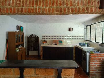 Casa de 1 Planta con Local en VENTA, Tepotzotlán, Edo. México
