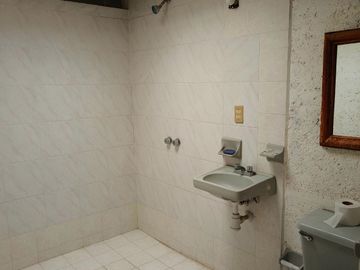 Casa de 1 Planta con Local en VENTA, Tepotzotlán, Edo. México