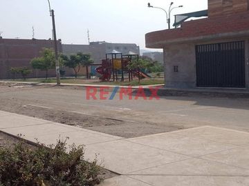 Vendo Terreno En Esquina Urb. Santa Maria Carabayllo.