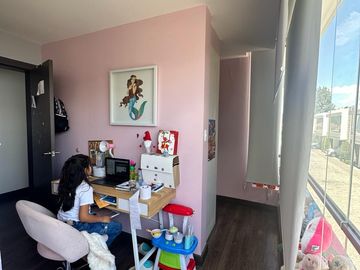 Casa de tres dormitorios en Tumbaco-Hilacril
