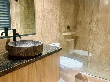 Departamento en Venta Andares Vida de Lujo Semi-Amueblado frente a Andares, Zapopan