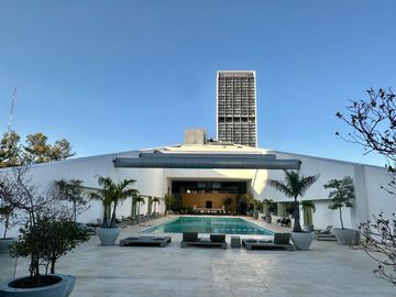 Departamento en Venta Andares Vida de Lujo Semi-Amueblado frente a Andares, Zapopan