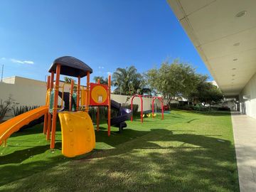 Departamento en Venta Andares Vida de Lujo Semi-Amueblado frente a Andares, Zapopan