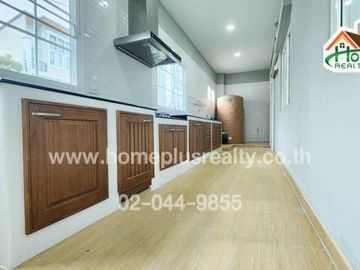 โครงการโกลเด้นซิตี้ สาทร หลังมุม (Golden City Sathorn) ใกล้รถไฟฟ้าBTSวุฒากาศ