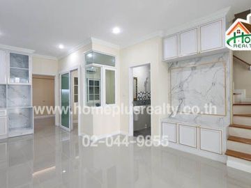 โครงการโกลเด้นซิตี้ สาทร หลังมุม (Golden City Sathorn) ใกล้รถไฟฟ้าBTSวุฒากาศ