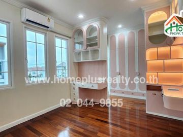 โครงการโกลเด้นซิตี้ สาทร หลังมุม (Golden City Sathorn) ใกล้รถไฟฟ้าBTSวุฒากาศ