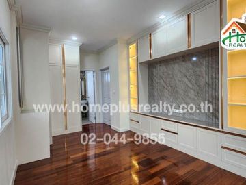 โครงการโกลเด้นซิตี้ สาทร หลังมุม (Golden City Sathorn) ใกล้รถไฟฟ้าBTSวุฒากาศ