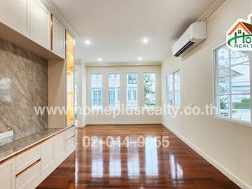 โครงการโกลเด้นซิตี้ สาทร หลังมุม (Golden City Sathorn) ใกล้รถไฟฟ้าBTSวุฒากาศ