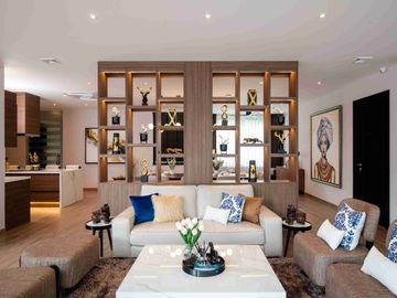 Exquisite 5-Bedroom Modern Classic Villa, Pool Villa in Chiang Mai