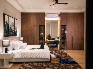 Exquisite 5-Bedroom Modern Classic Villa, Pool Villa in Chiang Mai