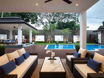 Exquisite 5-Bedroom Modern Classic Villa, Pool Villa in Chiang Mai