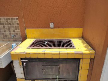 CASA EN VENTA SAUCES TEZOYUCA ESQUINA Y TERRENO PROPIO