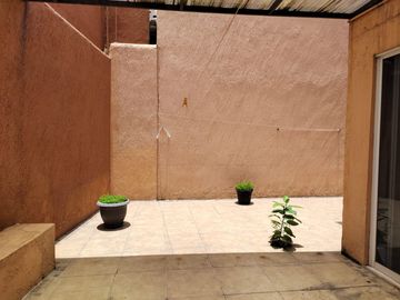 CASA EN VENTA SAUCES TEZOYUCA ESQUINA Y TERRENO PROPIO