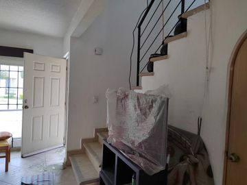 CASA EN VENTA SAUCES TEZOYUCA ESQUINA Y TERRENO PROPIO