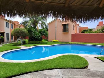 CASA EN VENTA SAUCES TEZOYUCA ESQUINA Y TERRENO PROPIO