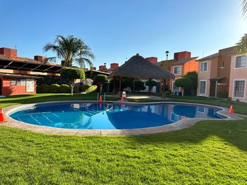 CASA EN VENTA SAUCES TEZOYUCA ESQUINA Y TERRENO PROPIO