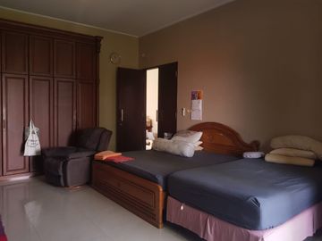 Dijual Rumah Komplek Puri Flamboyan Ciputat Tangerang Selatan Bagus Siap Huni Lokasi Strategis Cocok Untuk Cafe Rumahan