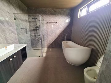 GRAND CENTENNIAL HOMES, KAWIT, CAVITE, BRAND NEW MODERN HOUSE & LOT NEAR EVO CITY