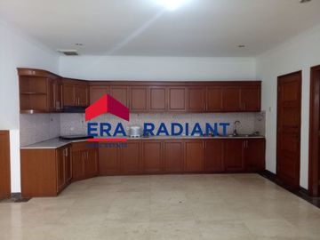 Disewakan Tahunan Rumah Siap Huni di Metro Alam