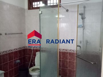 Disewakan Tahunan Rumah Siap Huni di Metro Alam