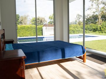 SE VENDE CASA CAMPESTRE DE LUJO CERCA A MANIZALES