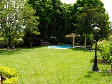 EN VENTA CASA CAMPESTRE CERCA A MANIZALES