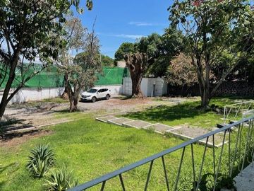PROPIEDAD EN RENTA PARA OFICINAS, UN NIVEL, COLONIA CENTRICA EN CUERNAVACA, MORELOS.