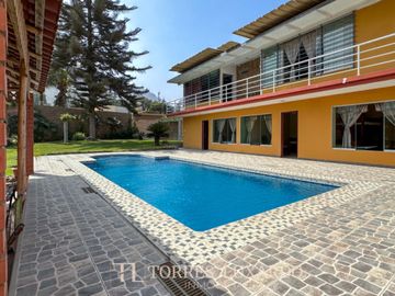 VENTA DE CASA DE CAMPO EQUIPADA Y AMOBLADA, EN CIENEGUILLA CON 1,020M2 DE TERRENO