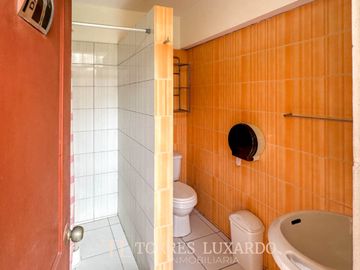 VENTA DE CASA DE CAMPO EQUIPADA Y AMOBLADA, EN CIENEGUILLA CON 1,020M2 DE TERRENO
