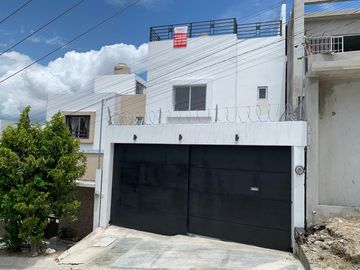 CASA EN VENTA, FRACC LAS AGUILAS, TUXTLA GUTIERREZ, CHIAPAS