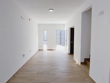 CASA EN VENTA, FRACC LAS AGUILAS, TUXTLA GUTIERREZ, CHIAPAS