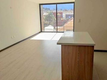 Departamento en venta por estrenar, con piscina sector Av. Don Bosco.