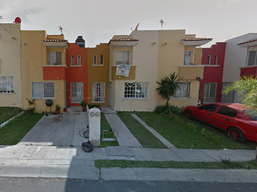 HERMOSA CASA PASEO DE LA CAÑADA TONALA !!!!