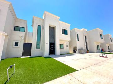 Casa en venta en MONTE DE CALABRIA Residencial, Hermosillo, Son.